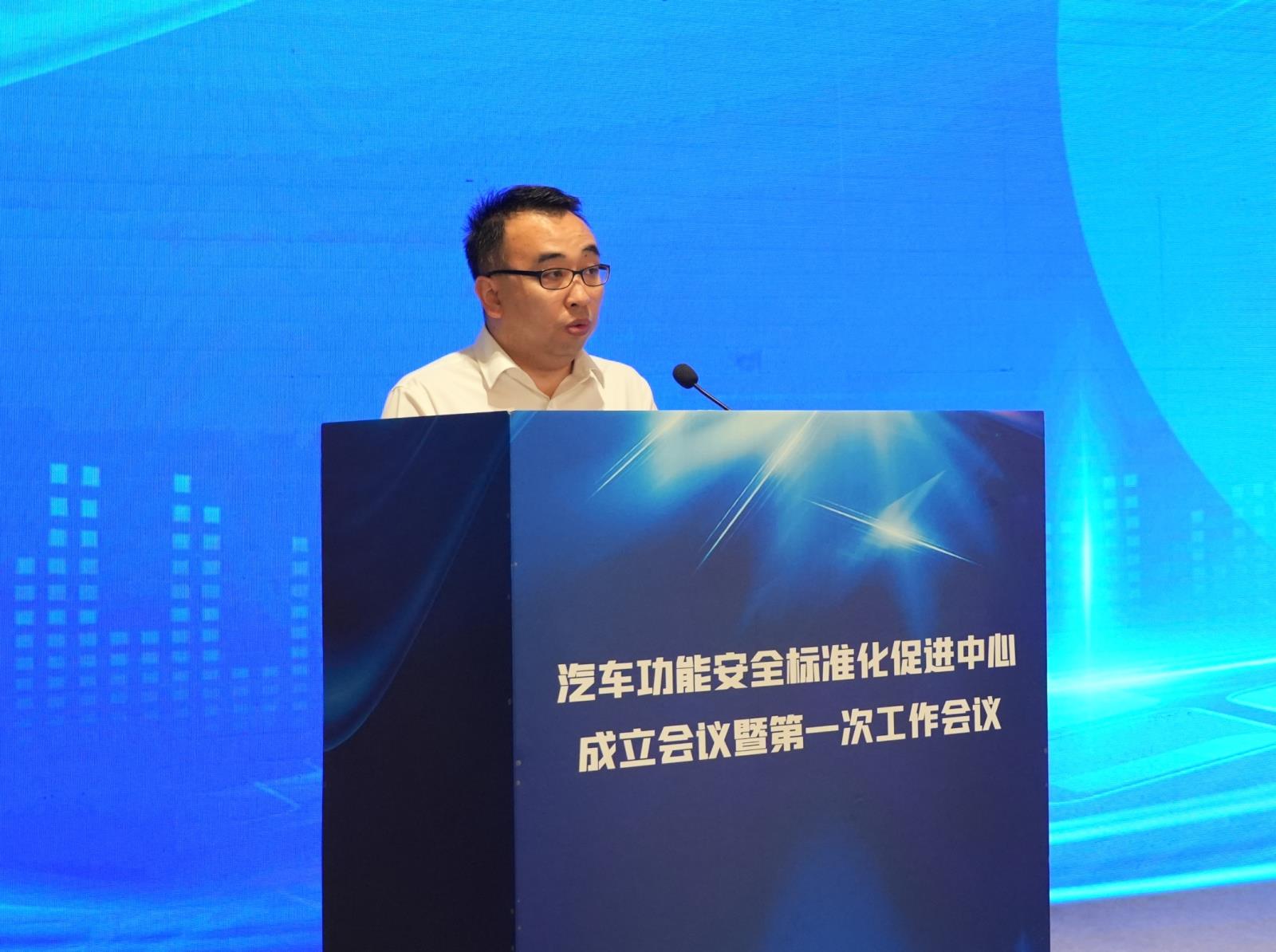 李邵华.jpg